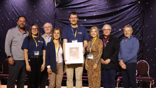 Une reconnaissance internationale Alain Poitras Directeur exécutif à l’apprentissage Développement vie-carrière et écoles communautaires entrepreneuriales District scolaire francophone Sud · Nouveau-Brunswick